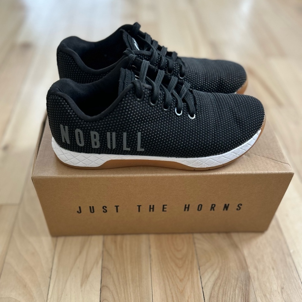 NOBULL SuperFabric Trainer Black Gum Women’s Size 5 CrossFit Gym Shoes